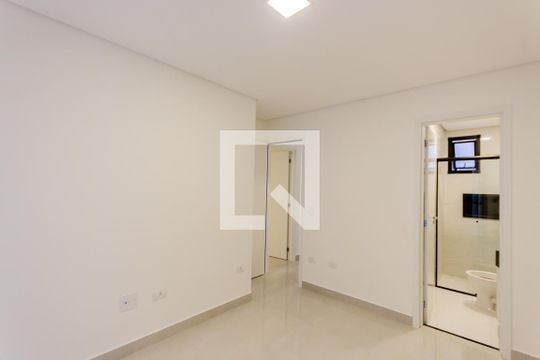 Suíte  de apartamento para alugar com 2 quartos, 55m² em Campestre, Santo André