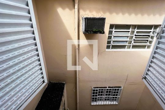 Vista de casa à venda com 3 quartos, 100m² em Planalto Paulista, São Paulo