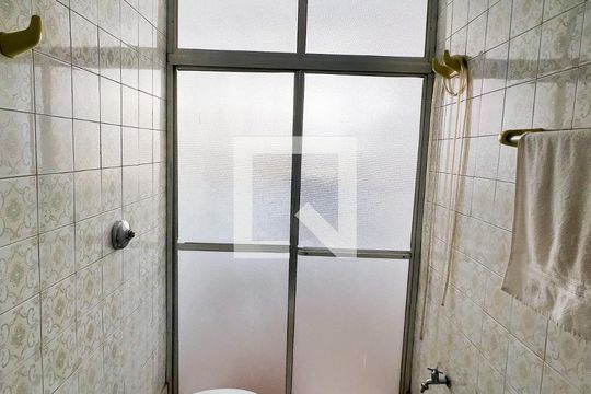 Banheiro de casa à venda com 3 quartos, 100m² em Planalto Paulista, São Paulo