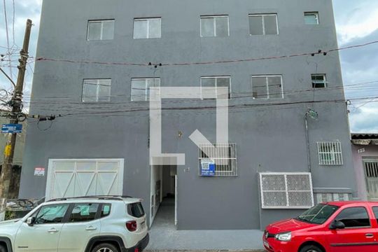 Fachada de kitnet/studio para alugar com 1 quarto, 43m² em Parque Pinheiros, Taboão da Serra