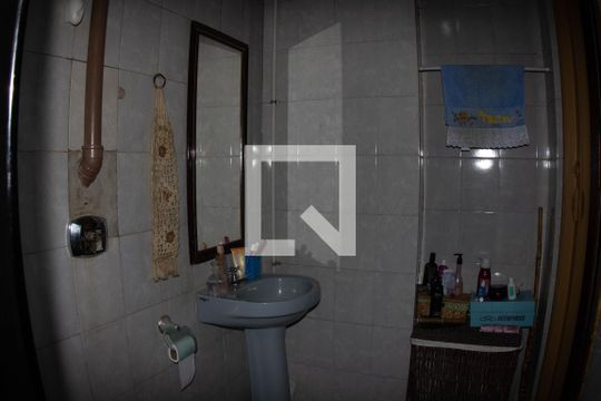 Banheiro da Suíte de apartamento à venda com 4 quartos, 150m² em Novo Riacho, Contagem