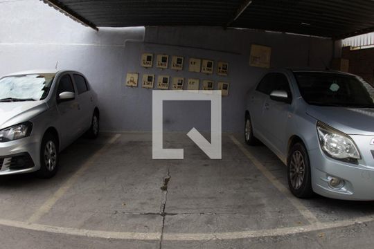 Garagem de apartamento à venda com 4 quartos, 150m² em Novo Riacho, Contagem