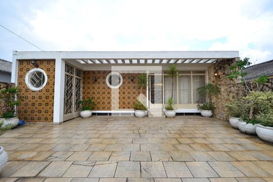Garagem de casa à venda com 3 quartos, 386m² em Planalto Paulista, São Paulo