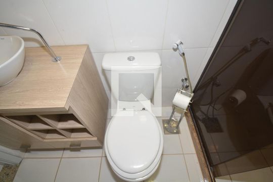 Banheiro de apartamento à venda com 2 quartos, 77m² em Irajá, Rio de Janeiro