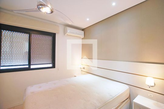 Suíte de apartamento à venda com 2 quartos, 58m² em Camaquã, Porto Alegre