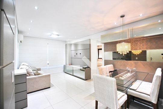 Apartamento à venda com 2 quartos, 58m² em Camaquã, Porto Alegre