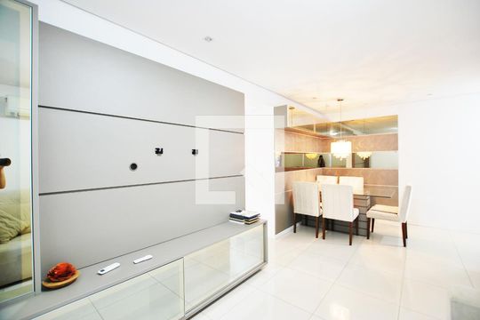 Sala de apartamento à venda com 2 quartos, 58m² em Camaquã, Porto Alegre