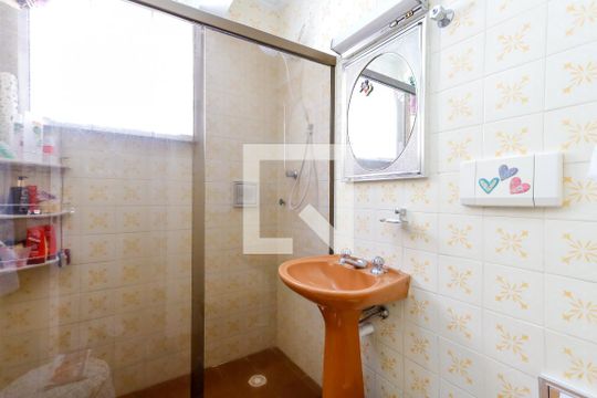 Banheiro de apartamento à venda com 2 quartos, 60m² em Vila Guilherme, São Paulo