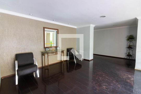 Hall de entrada, térreo  de apartamento para alugar com 3 quartos, 90m² em Santo Amaro, São Paulo