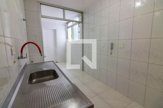 Cozinha de apartamento para alugar com 3 quartos, 90m² em Santo Amaro, São Paulo