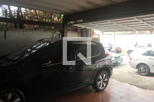 Garagem de casa à venda com 3 quartos, 122m² em Jardim Nosso Lar, São Paulo