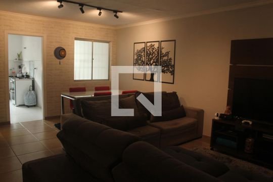 Casa à venda com 3 quartos, 122m² em Jardim Nosso Lar, São Paulo