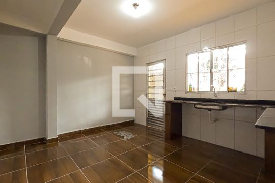Sala/Cozinha de casa para alugar com 2 quartos, 80m² em Jardim Cocaia, Guarulhos