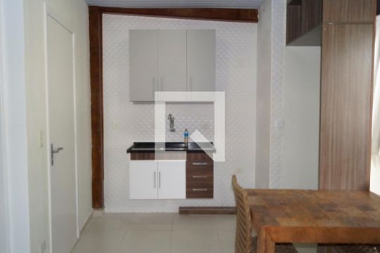 Sala/Cozinha de kitnet/studio para alugar com 1 quarto, 42m² em Vila Mariana, São Paulo