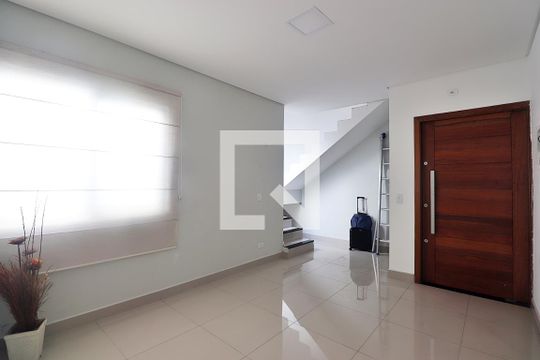Sala de apartamento para alugar com 2 quartos, 99m² em Jardim, Santo André