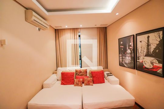 Sala TV de casa à venda com 5 quartos, 400m² em Butantã, São Paulo