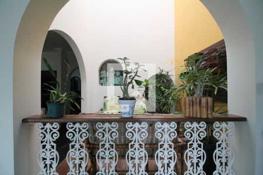 Sala de Estar de casa à venda com 6 quartos, 400m² em Engenheiro Goulart, São Paulo