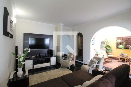 Sala de Estar de casa à venda com 6 quartos, 400m² em Engenheiro Goulart, São Paulo