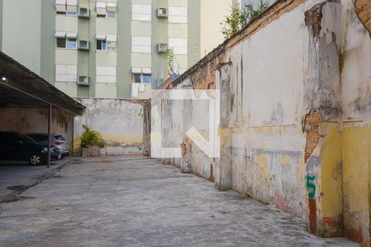 Garagem de apartamento para alugar com 3 quartos, 138m² em Farroupilha, Porto Alegre