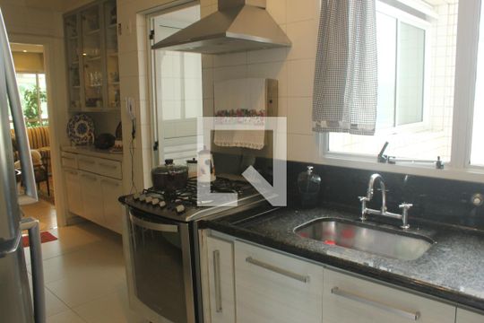 Cozinha de apartamento à venda com 4 quartos, 137m² em Jurubatuba, São Paulo