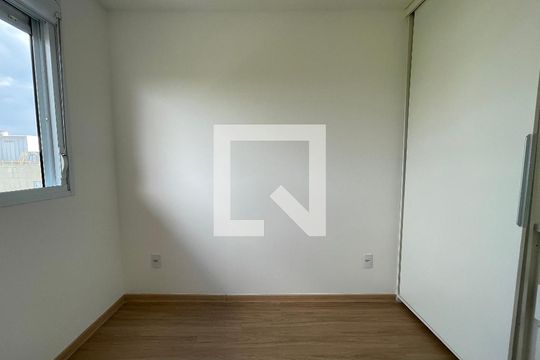 Quarto de apartamento para alugar com 1 quarto, 27m² em Vila Butantã, São Paulo
