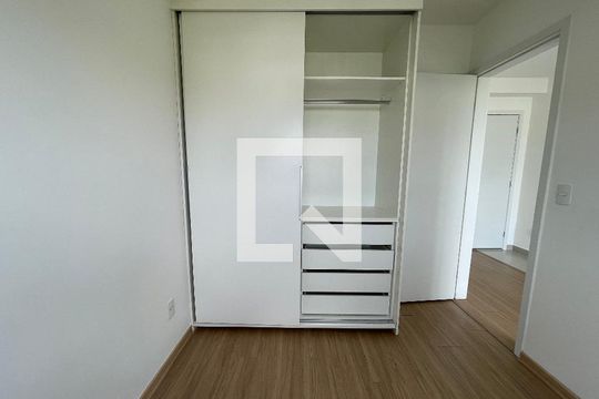 Quarto de apartamento para alugar com 1 quarto, 27m² em Vila Butantã, São Paulo