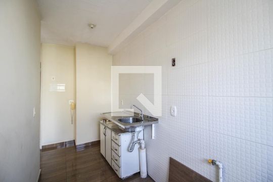 Cozinha de apartamento para alugar com 2 quartos, 46m² em Centro, Belford Roxo