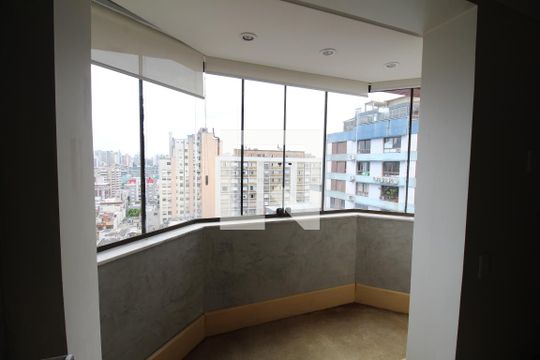 Sacada de apartamento à venda com 1 quarto, 160m² em Independência, Porto Alegre