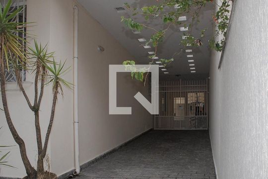 Garagem de casa para alugar com 5 quartos, 398m² em Jardim da Gloria, São Paulo