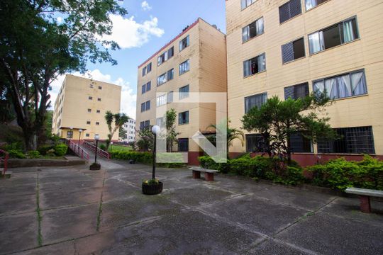 Área comum de apartamento à venda com 3 quartos, 70m² em Conjunto Habitacional A. E. Carvalho, São Paulo