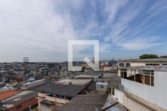 Vista de casa à venda com 3 quartos, 210m² em Parque São Lucas, São Paulo