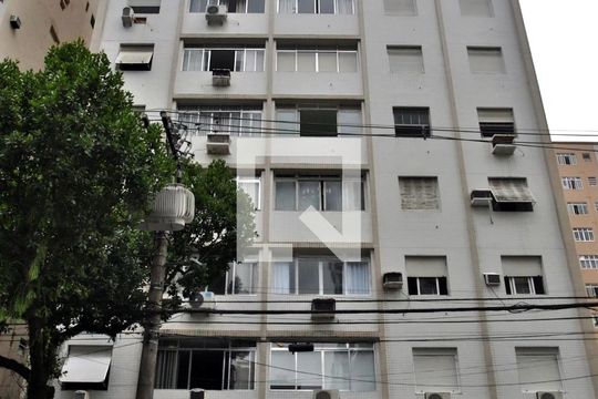 Fachada de apartamento para alugar com 3 quartos, 135m² em Gonzaga, Santos