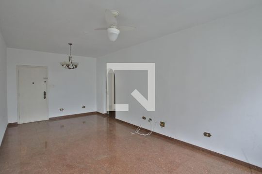 Sala de apartamento para alugar com 3 quartos, 135m² em Gonzaga, Santos