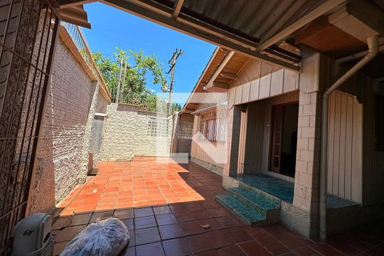 Garagem de casa à venda com 3 quartos, 120m² em Liberdade, Novo Hamburgo