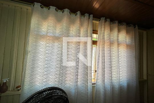 Quarto 2 - Janela de casa à venda com 3 quartos, 120m² em Liberdade, Novo Hamburgo