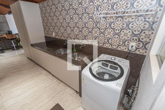Área de Serviço de apartamento à venda com 3 quartos, 180m² em Ouro Preto, Belo Horizonte
