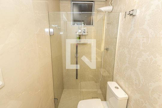 Banheiro da Suíte de apartamento à venda com 3 quartos, 180m² em Ouro Preto, Belo Horizonte