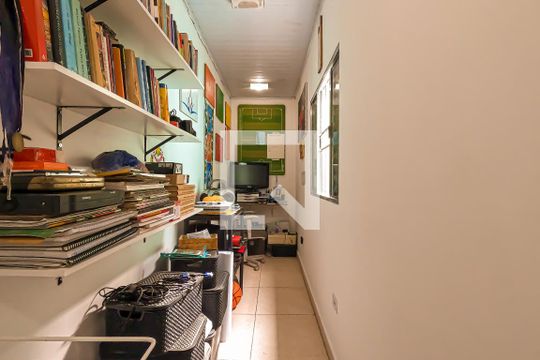 Quarto 2 de casa à venda com 3 quartos, 174m² em Jardim Flor da Montanha, Guarulhos