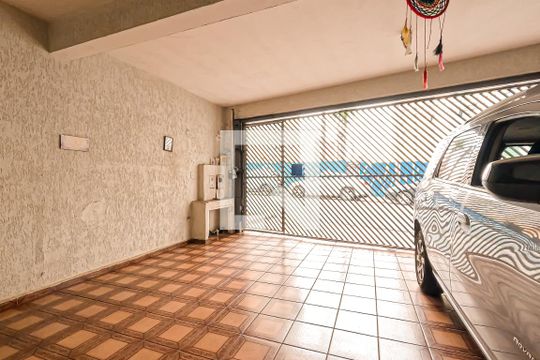 Garagem de casa à venda com 3 quartos, 174m² em Jardim Flor da Montanha, Guarulhos