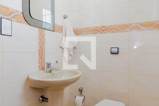 Lavabo  de casa à venda com 3 quartos, 261m² em Vila Bremen, Guarulhos