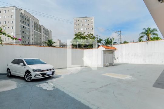 Garagem de casa à venda com 3 quartos, 261m² em Vila Bremen, Guarulhos