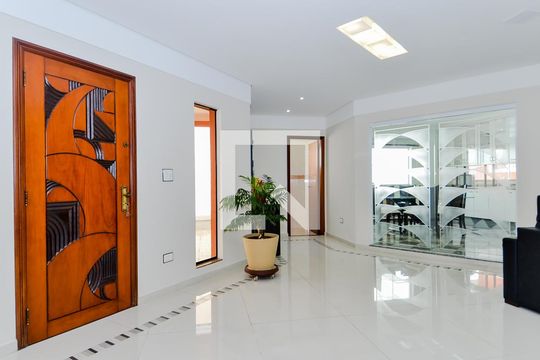 Sala de casa à venda com 3 quartos, 261m² em Vila Bremen, Guarulhos
