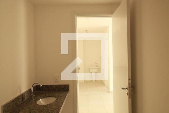 Banheiro de apartamento à venda com 2 quartos, 36m² em Bela Vista, São Paulo
