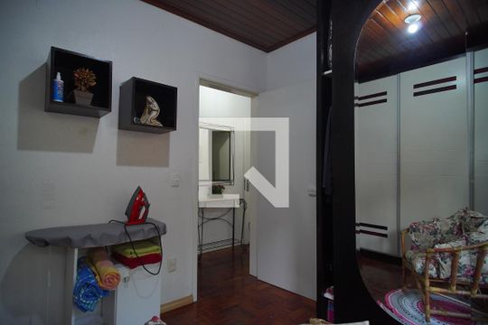 Quarto 3 de casa à venda com 3 quartos, 200m² em Primavera, Novo Hamburgo