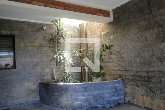 GARAGEM de casa à venda com 5 quartos, 500m² em Vila Joaquim Inácio, Campinas