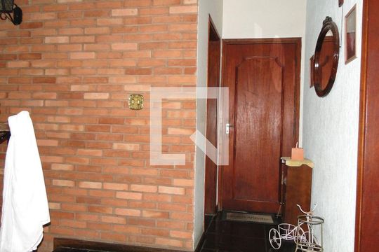 CORREDOR PARA LAVABO E SALA de casa à venda com 5 quartos, 500m² em Vila Joaquim Inácio, Campinas