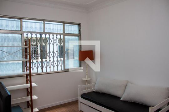 Apartamento para alugar com 1 quarto, 50m² em Madureira, Rio de Janeiro