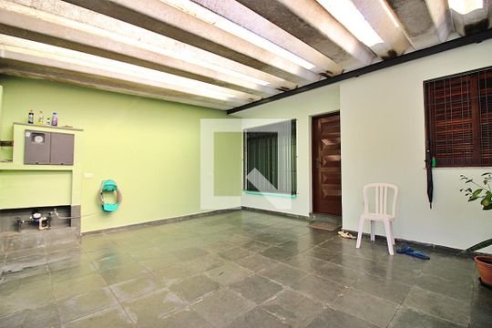 Garagem de casa à venda com 3 quartos, 144m² em Conjunto Habitacional Franchini, São Bernardo do Campo