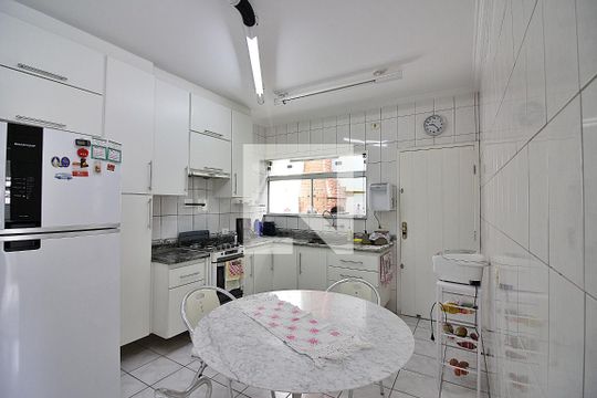 Cozinha de casa à venda com 3 quartos, 144m² em Conjunto Habitacional Franchini, São Bernardo do Campo