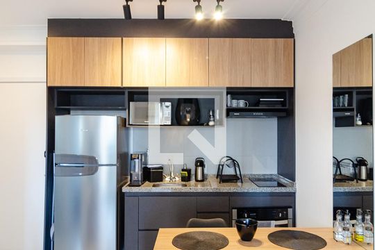 Cozinha de apartamento à venda com 1 quarto, 29m² em Jardim Prudência, São Paulo